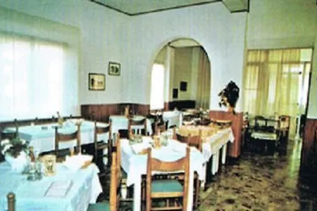 Hotel Villa-brandi --- Completa ---